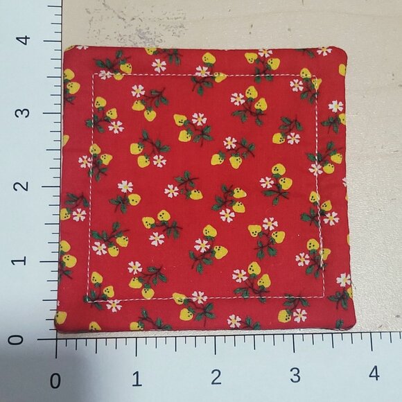 Fabric Coasters Mug Rugs Set of 6 Cotton Red Floral - Picture 7 of 8